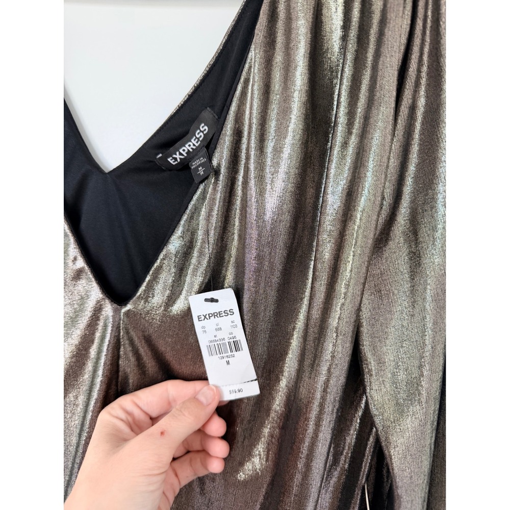 Express Metallic Silver Gold V-Neck Long Sleeve Bodysuit Medium NWT - Picture 4 of 5